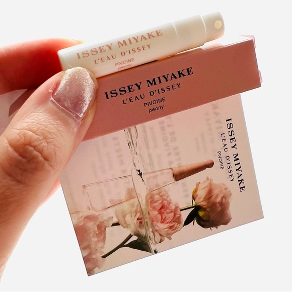 5 for 25⚡️Issey Miyake Pivoine Peony Spray 1ml - Picture 3 of 4